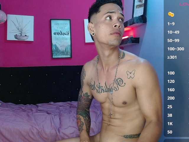fuckdestroyin live cam on BongaCams