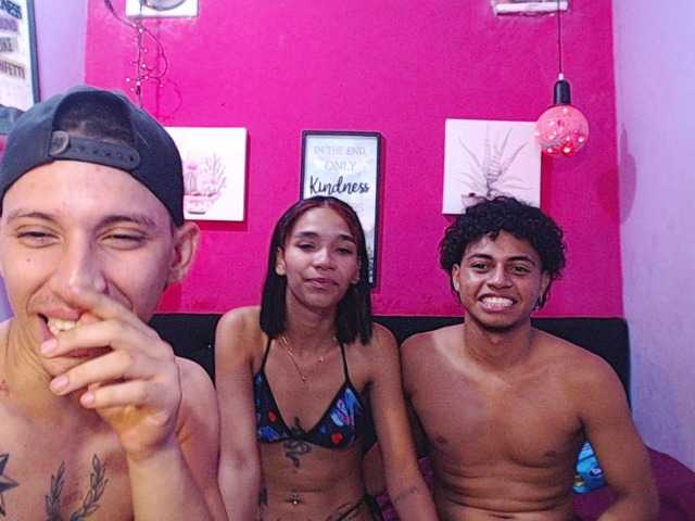 fuckdestroyin live cam on BongaCams