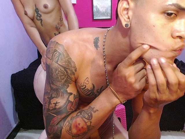 fuckdestroyin live cam on BongaCams