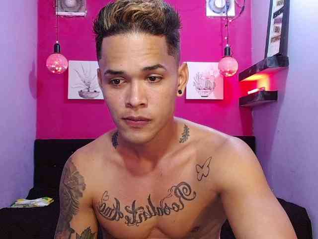 Modelo: fuckdestroyin