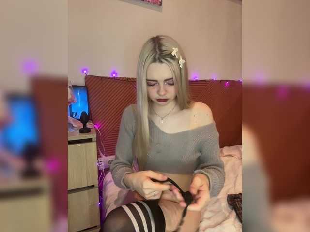 Chanterelle008 live cam on BongaCams
