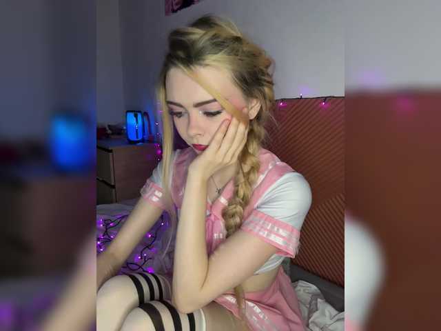 Chanterelle008 live cam on BongaCams