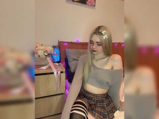 Chanterelle008 live cam on BongaCams