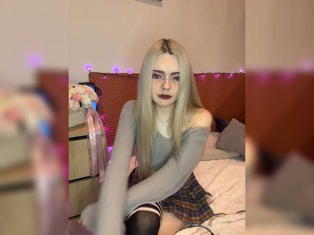 Chanterelle008 live cam on BongaCams