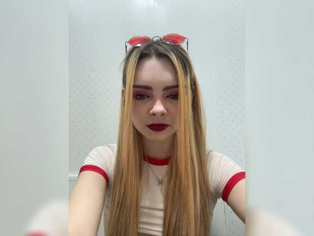 Chanterelle008 live webcam show