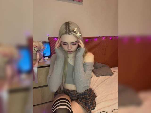 Chanterelle008 live cam on BongaCams