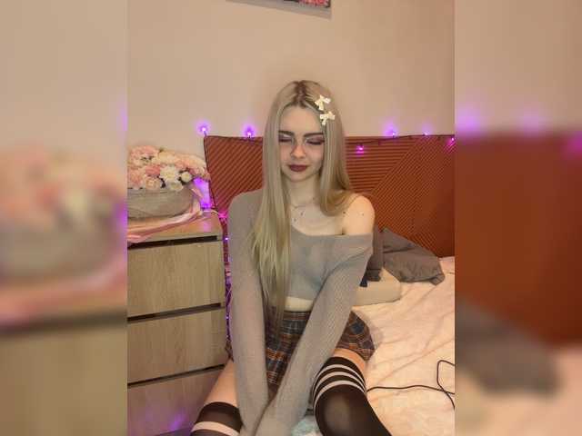 Chanterelle008 live cam on BongaCams