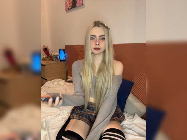 Chanterelle008 live cam on BongaCams