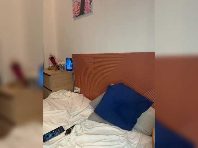 Chanterelle008 live cam on BongaCams