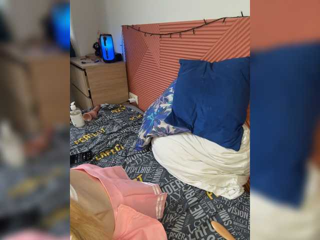 Chanterelle008 live cam on BongaCams