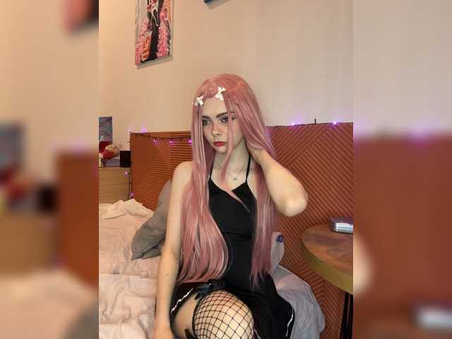 Chanterelle008 live cam on BongaCams