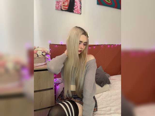 Chanterelle008 live cam on BongaCams