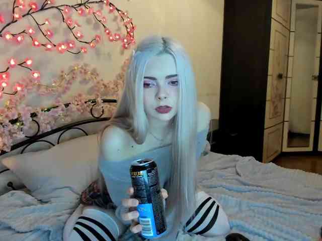 Blonde_beast_
