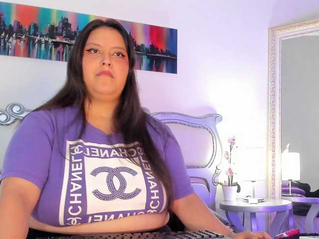 Salome-Cruzz live cam on BongaCams