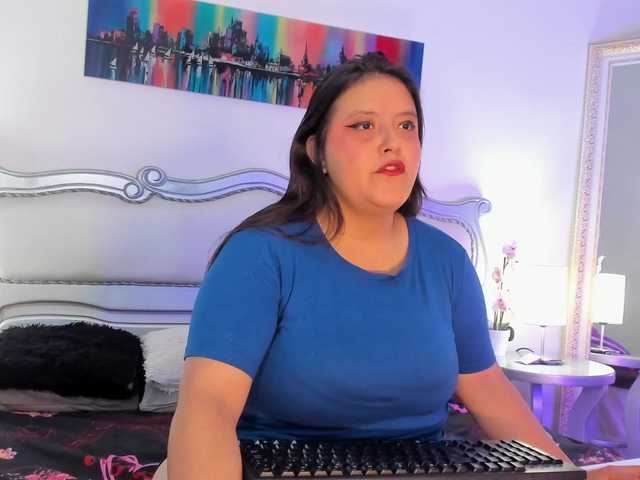 Salome-Cruzz live cam on BongaCams