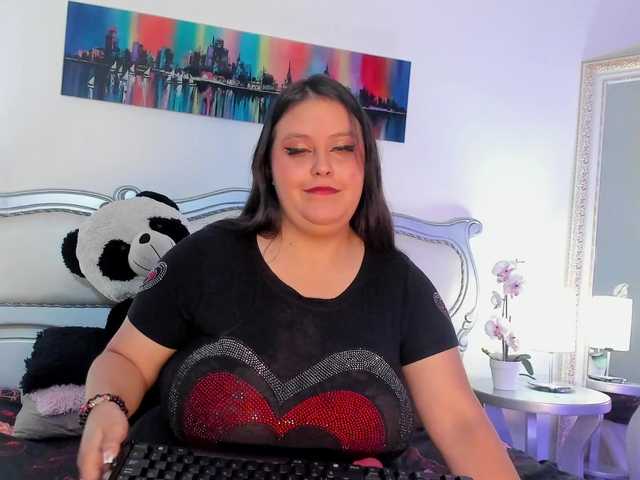 Salome-Cruzz live cam on BongaCams