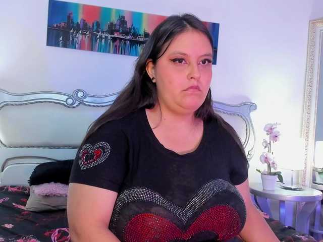 Salome-Cruzz live cam on BongaCams