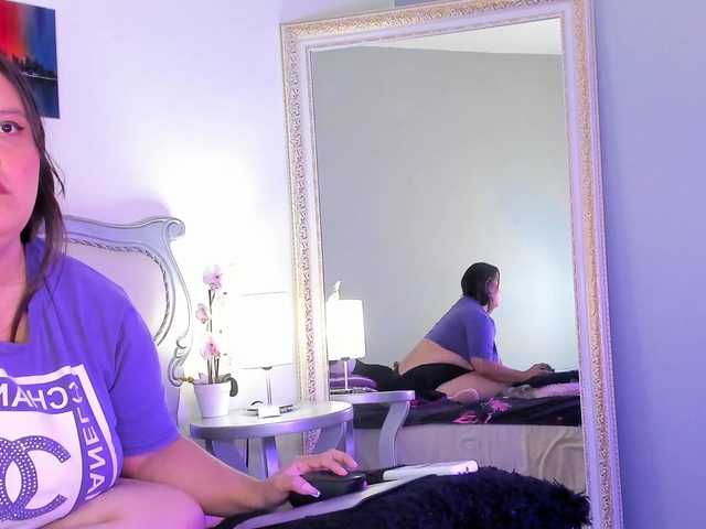 Salome-Cruzz live cam on BongaCams