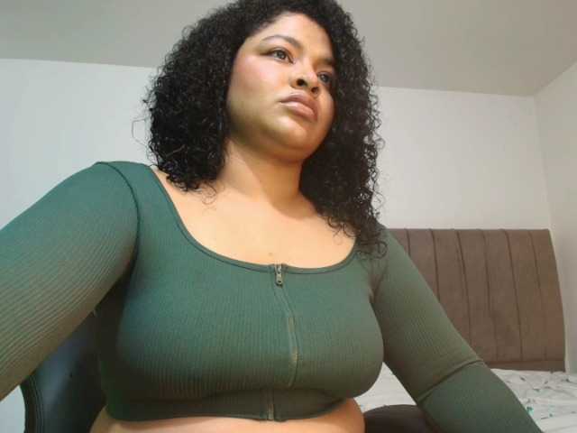 soynerea live cam on BongaCams