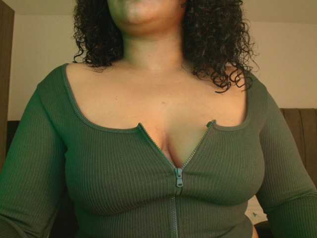 soynerea live cam on BongaCams