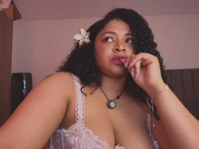 soynerea live cam on BongaCams