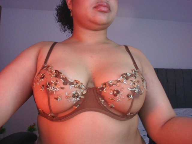 soynerea live cam