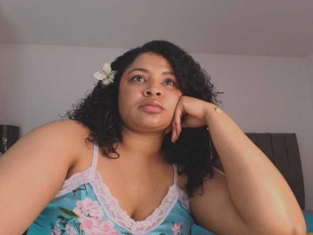 soynerea live cam on BongaCams