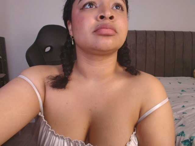 soynerea live cam on BongaCams