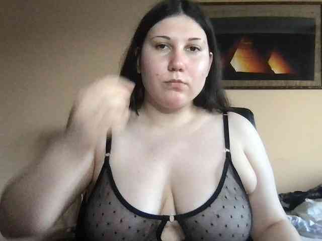 Teylisa-Foxx webcam