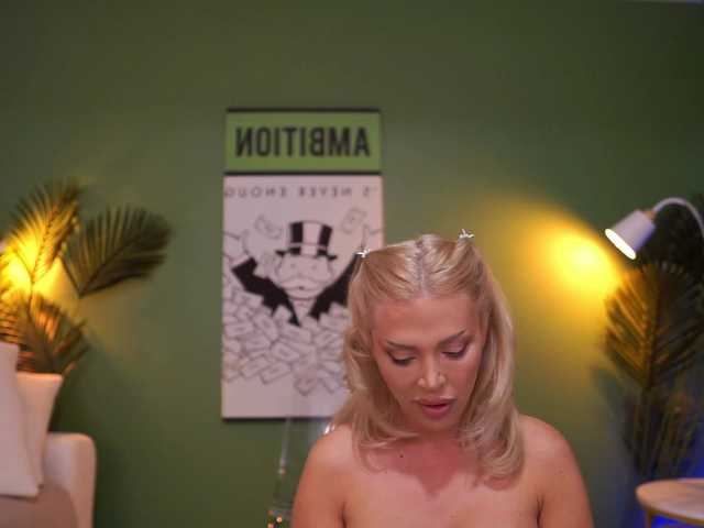 NadiaMarble live cam on BongaCams
