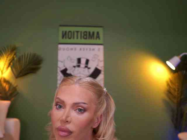 NadiaMarble webcam
