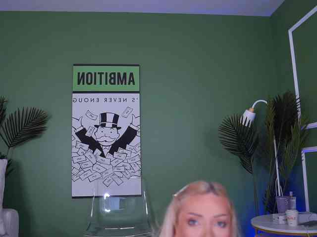 NadiaMarble webcam