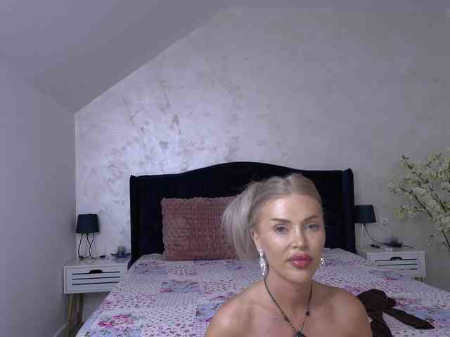 NadiaMarble webcam