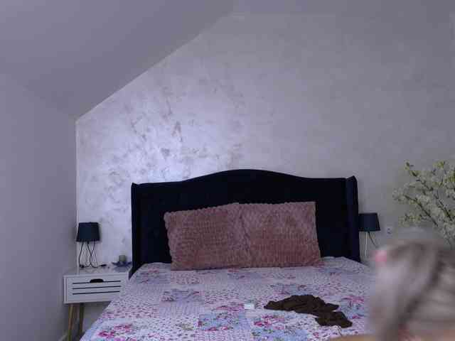 NadiaMarble webcam