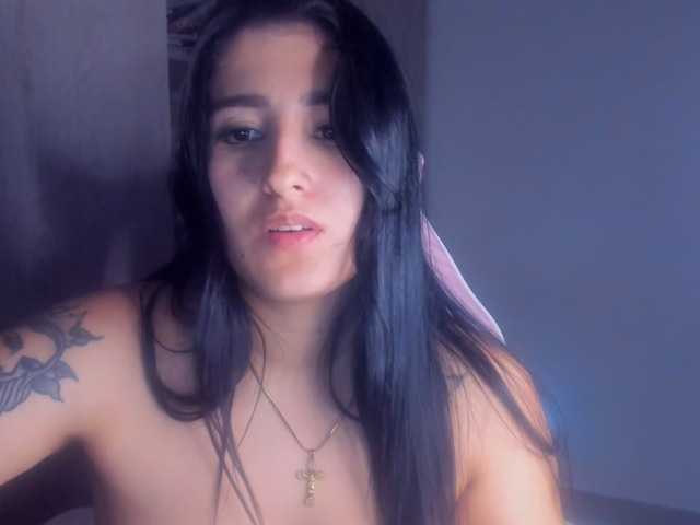 PauletteNovoa live cam on BongaCams