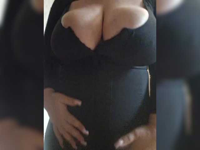 Malbixa live cam on BongaCams