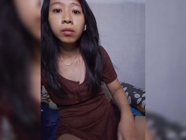 Bestyy live cam on BongaCams
