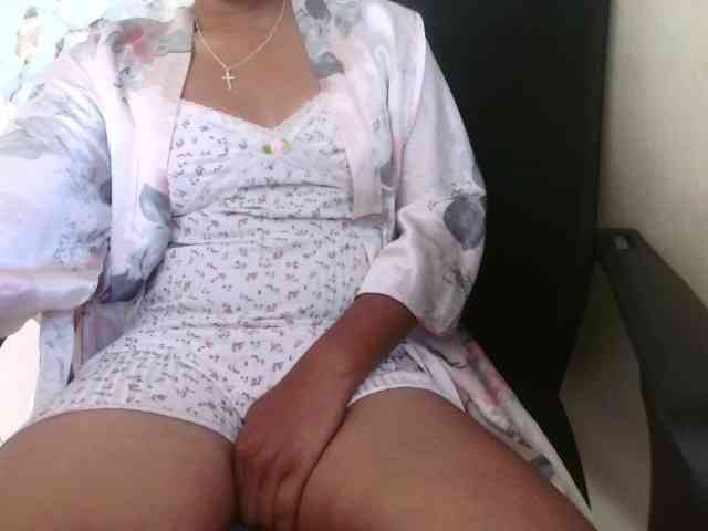 MiamiahC05 webcam