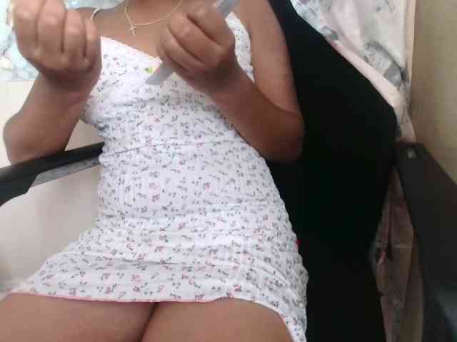 MiamiahC05 webcam