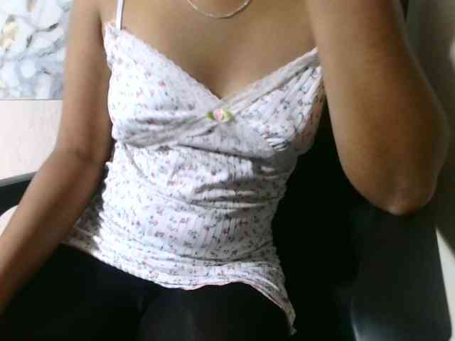 MiamiahC05 webcam