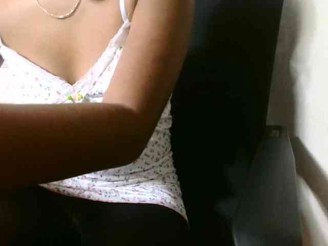 MiamiahC05 webcam