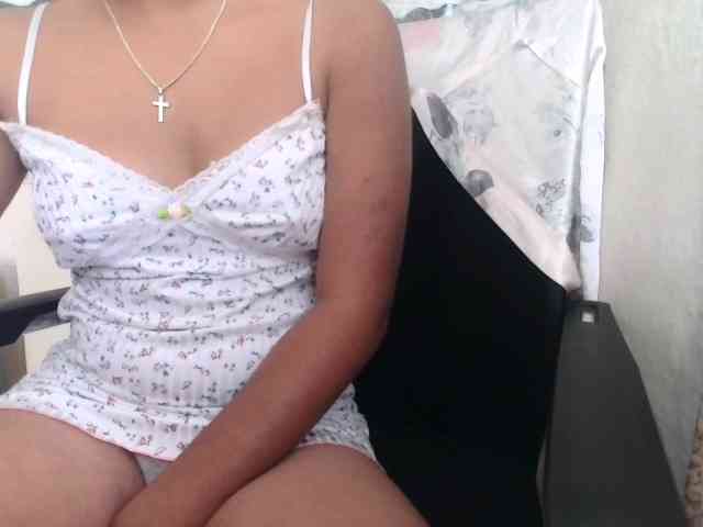 MiamiahC05 webcam