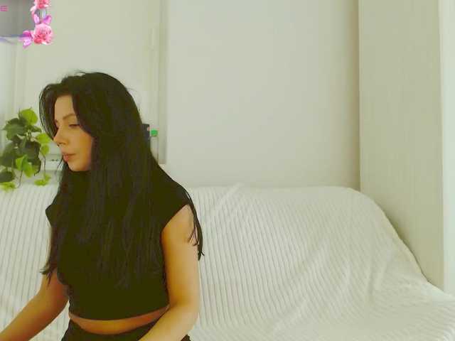 Vanila06 live cam on BongaCams