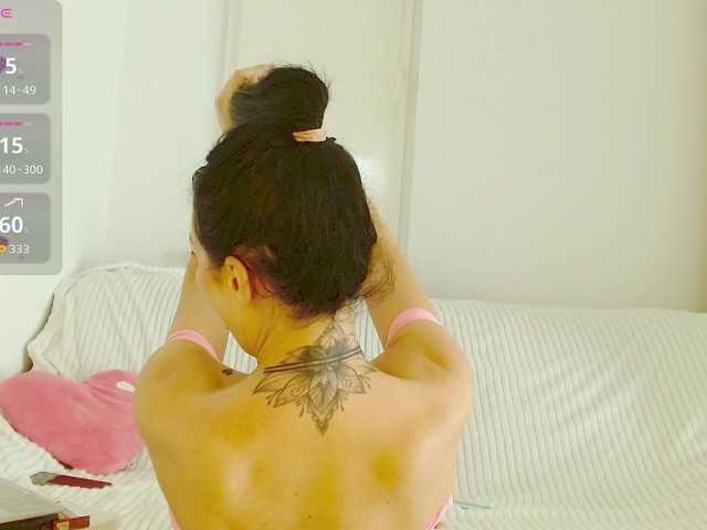 Vanila06 live cam on BongaCams