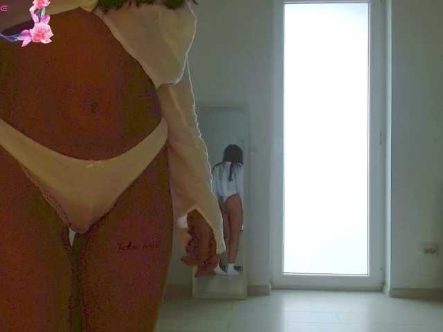 Vanila06 live cam on BongaCams