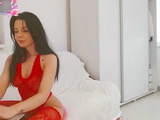 Vanila06 live cam on BongaCams