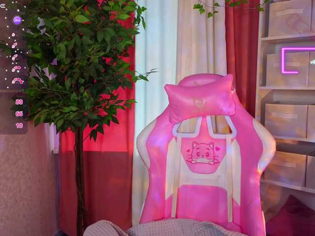 Ricki-Bloom