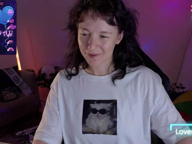 Ricki-Bloom live cam on BongaCams