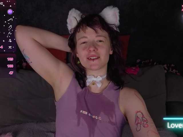 Ricki-Bloom webcam