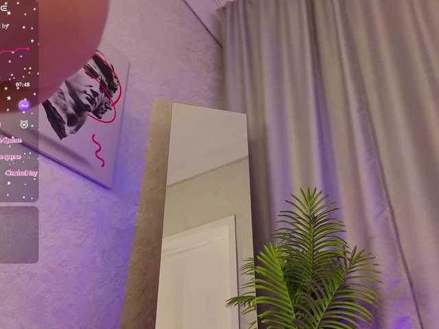 Ricki-Bloom live cam on BongaCams